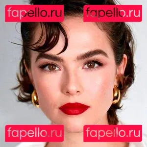 Zoey Deutch Onlyfans Photo Gallery 