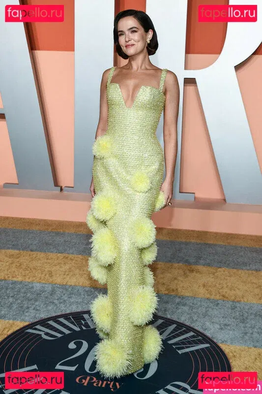 Zoey Deutch Onlyfans Photo Gallery 