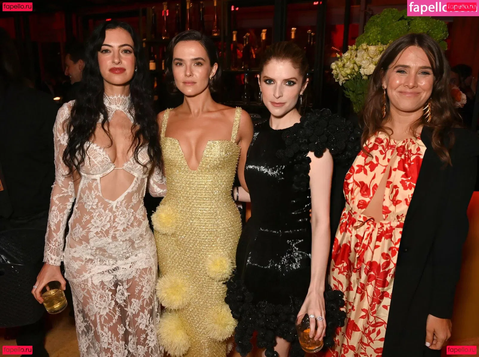 Zoey Deutch Onlyfans Photo Gallery 