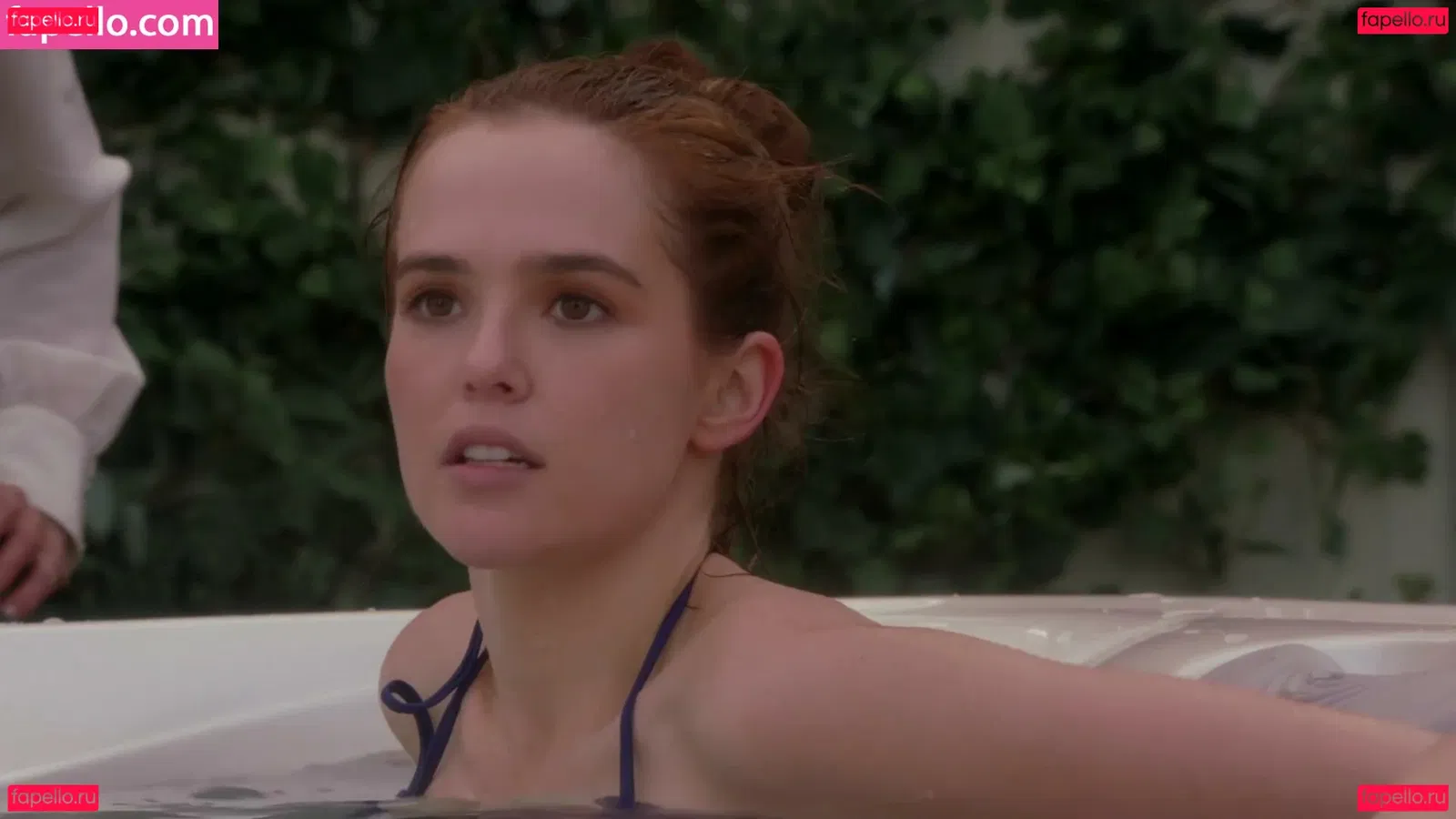 Zoey Deutch Onlyfans Photo Gallery 