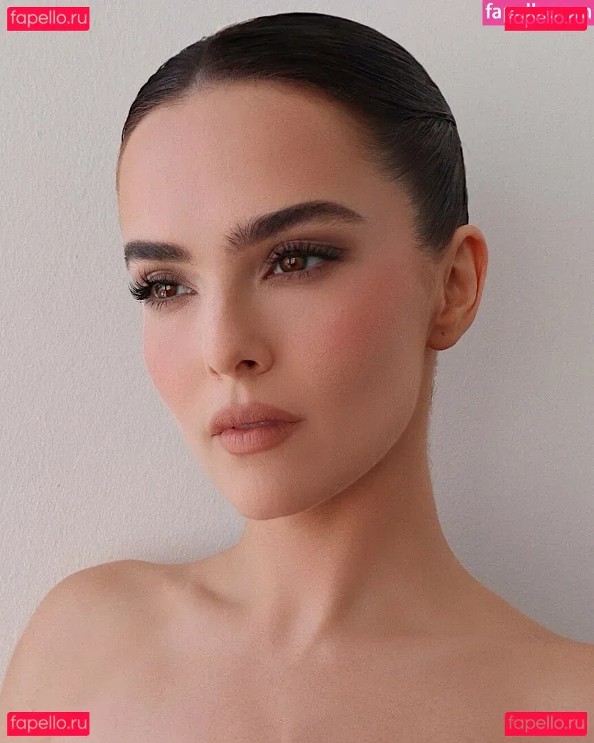 Zoey Deutch Onlyfans Photo Gallery 