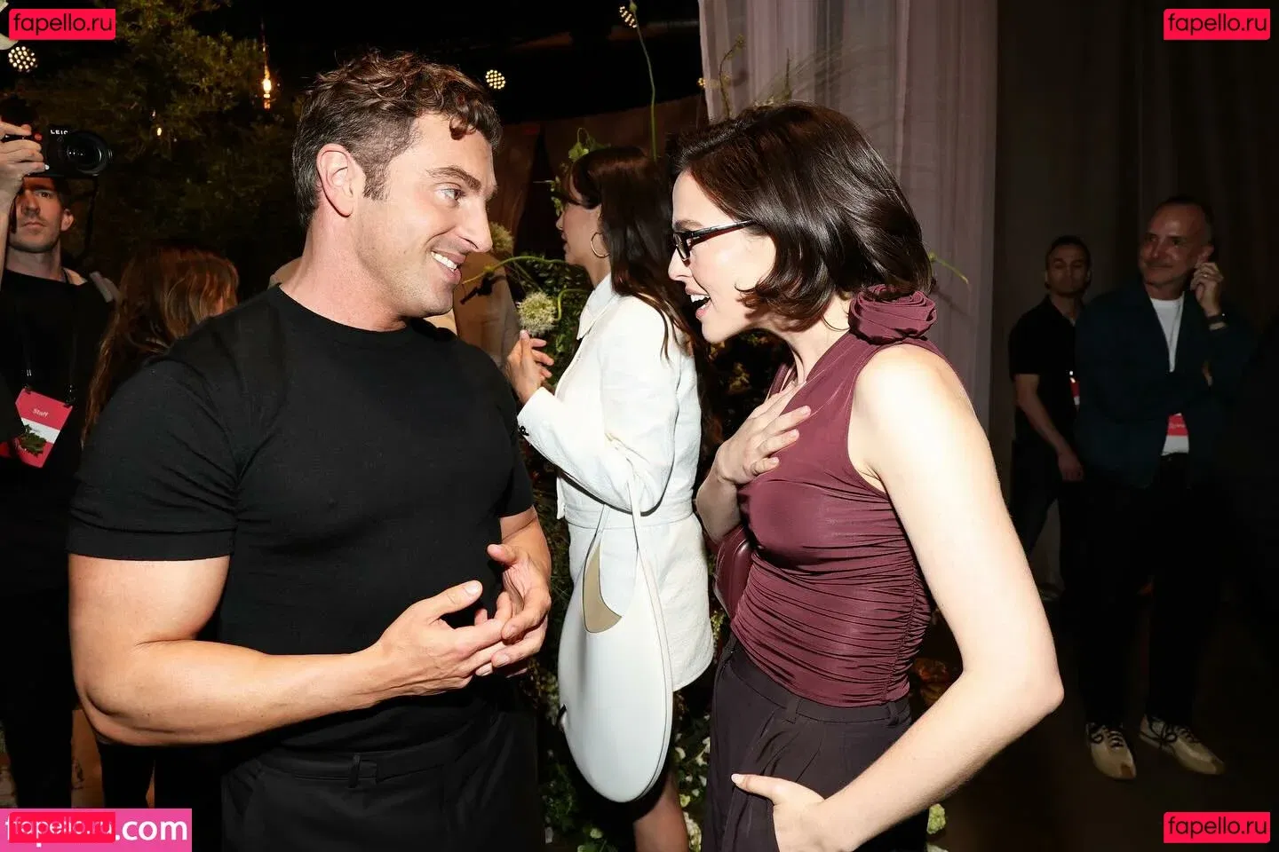 Zoey Deutch Onlyfans Photo Gallery 