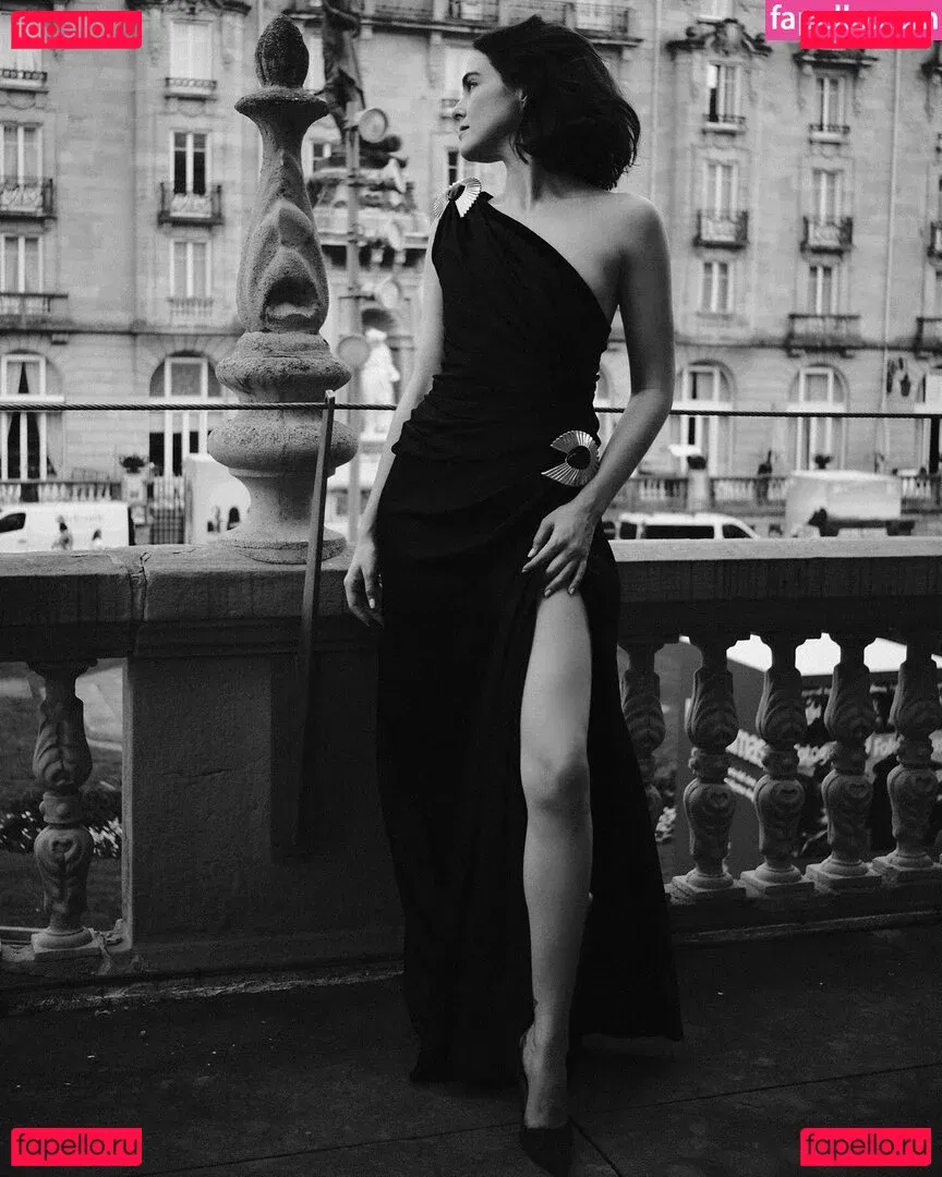 Zoey Deutch Onlyfans Photo Gallery 