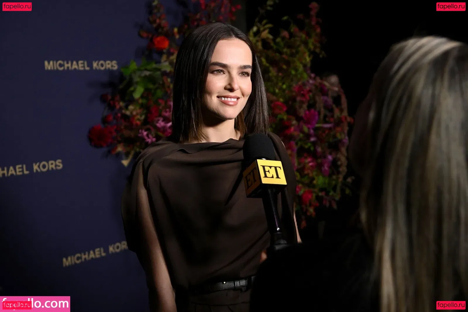 Zoey Deutch Onlyfans Photo Gallery 