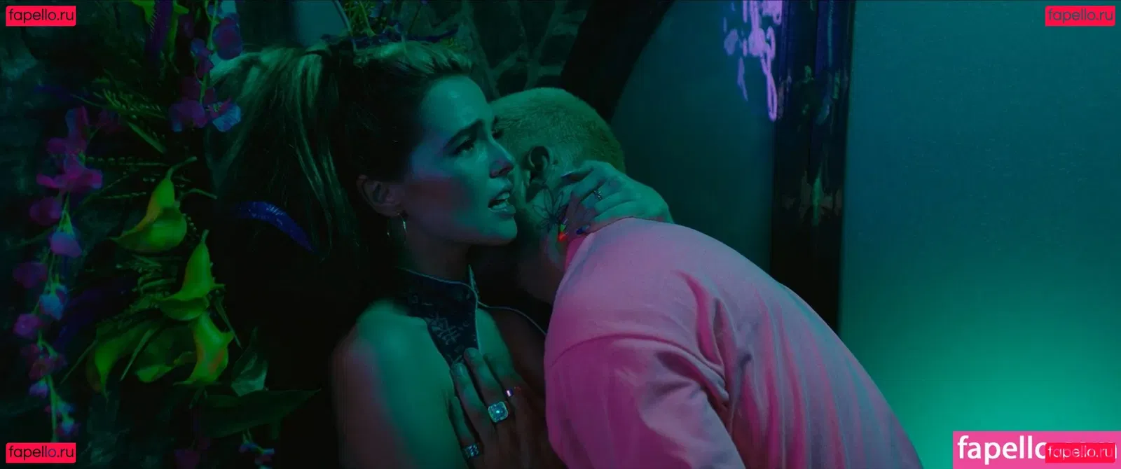 Zoey Deutch Onlyfans Photo Gallery 