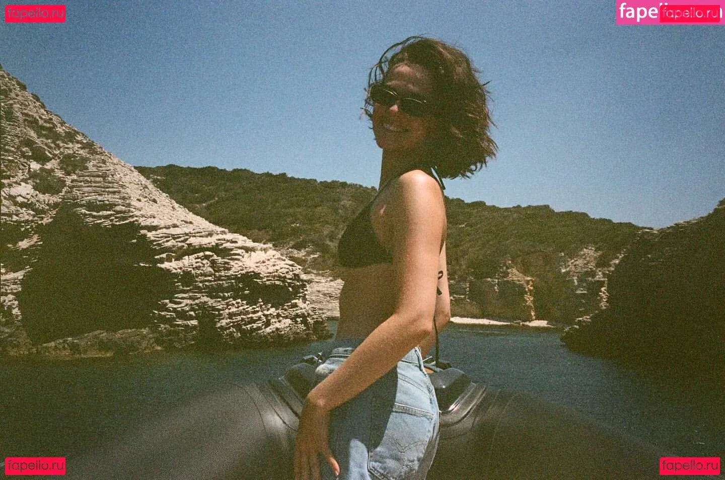 Zoey Deutch Onlyfans Photo Gallery 