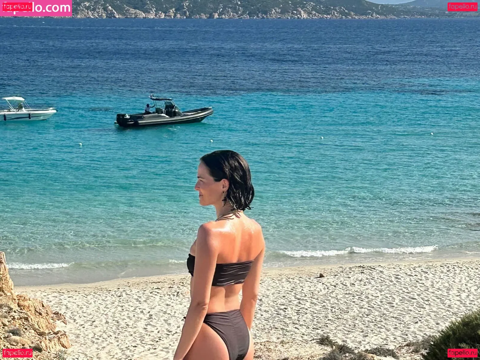 Zoey Deutch Onlyfans Photo Gallery 