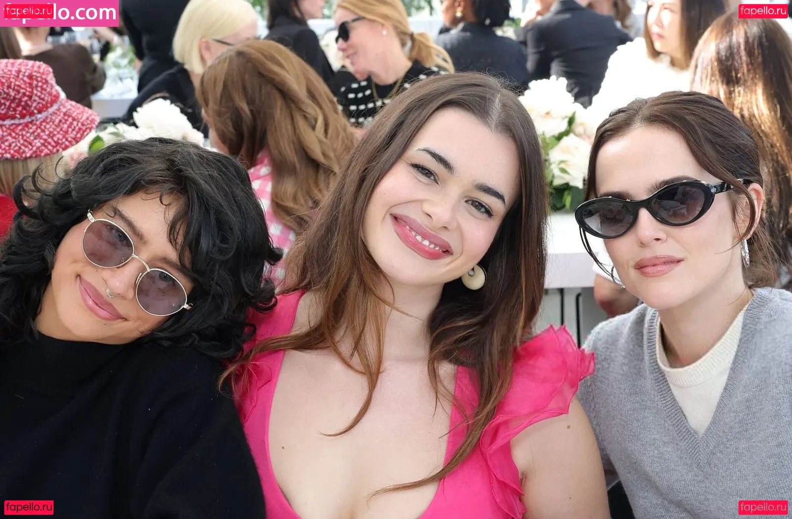 Zoey Deutch Onlyfans Photo Gallery 