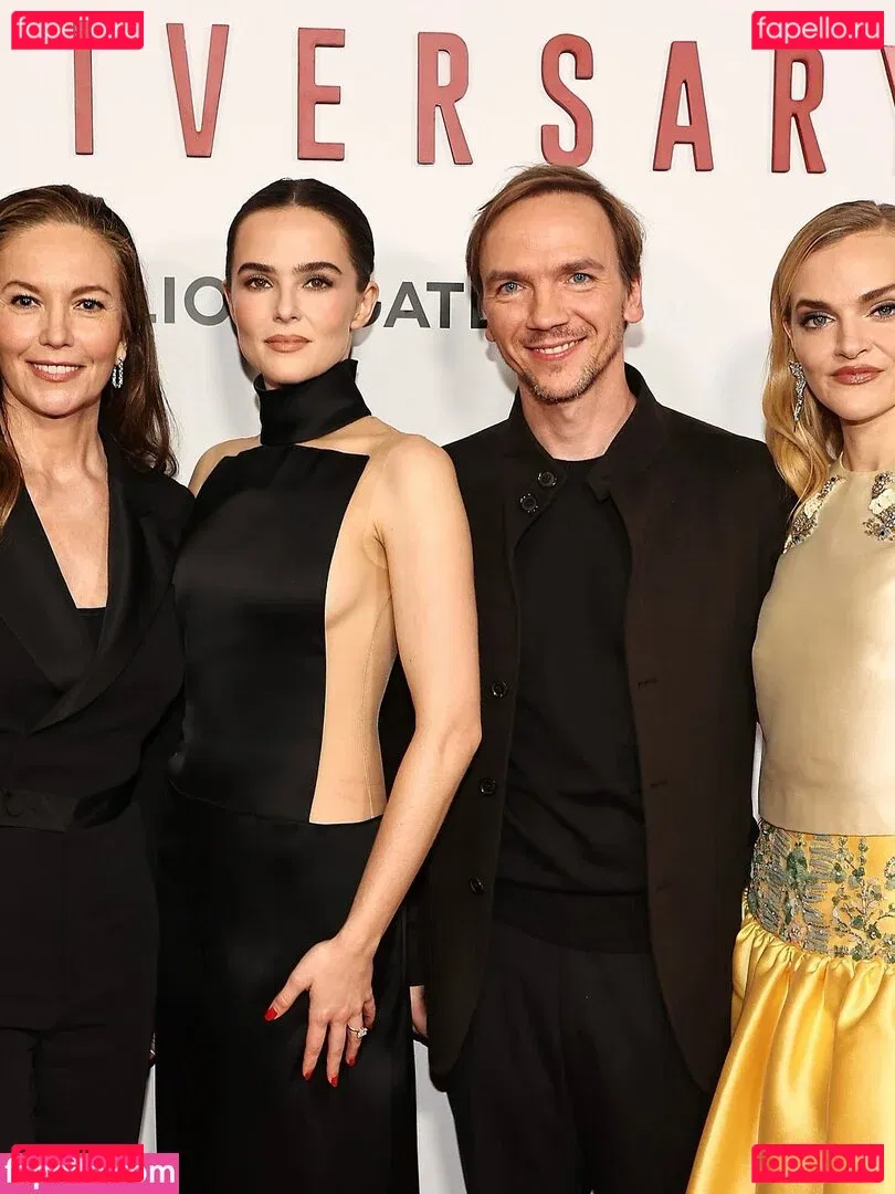 Zoey Deutch Onlyfans Photo Gallery 