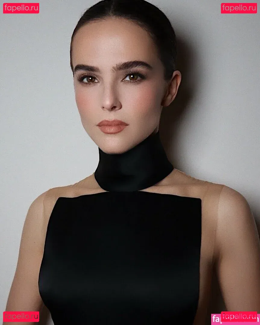 Zoey Deutch Onlyfans Photo Gallery 