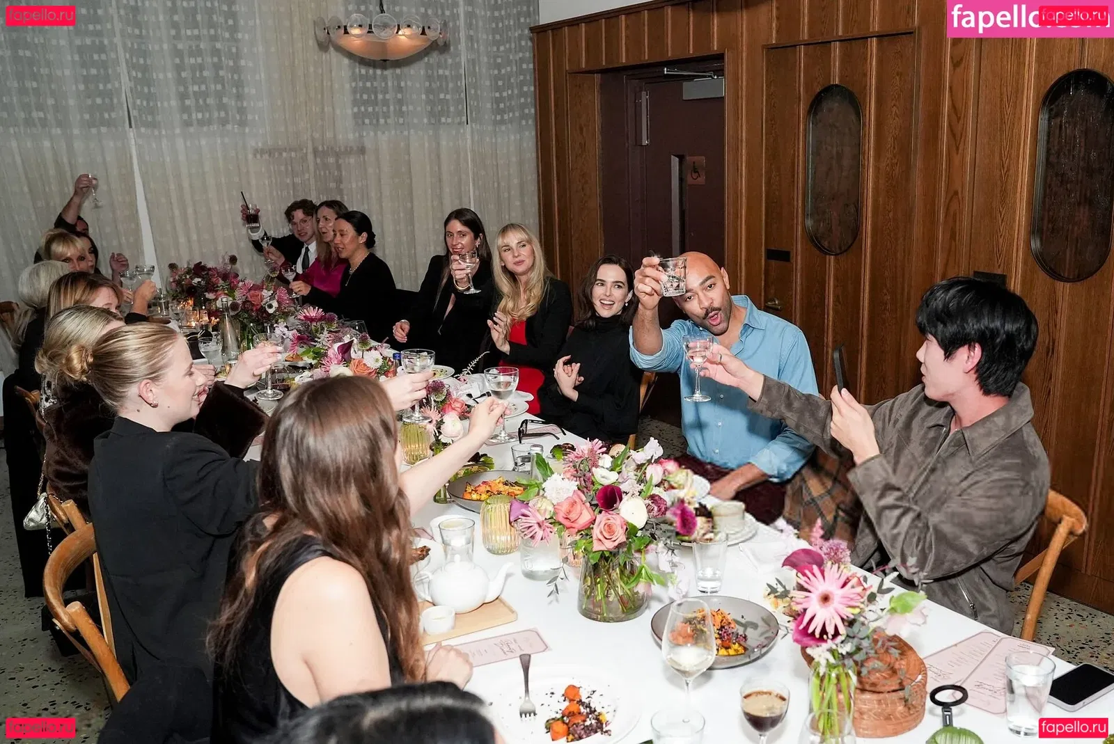 Zoey Deutch Onlyfans Photo Gallery 