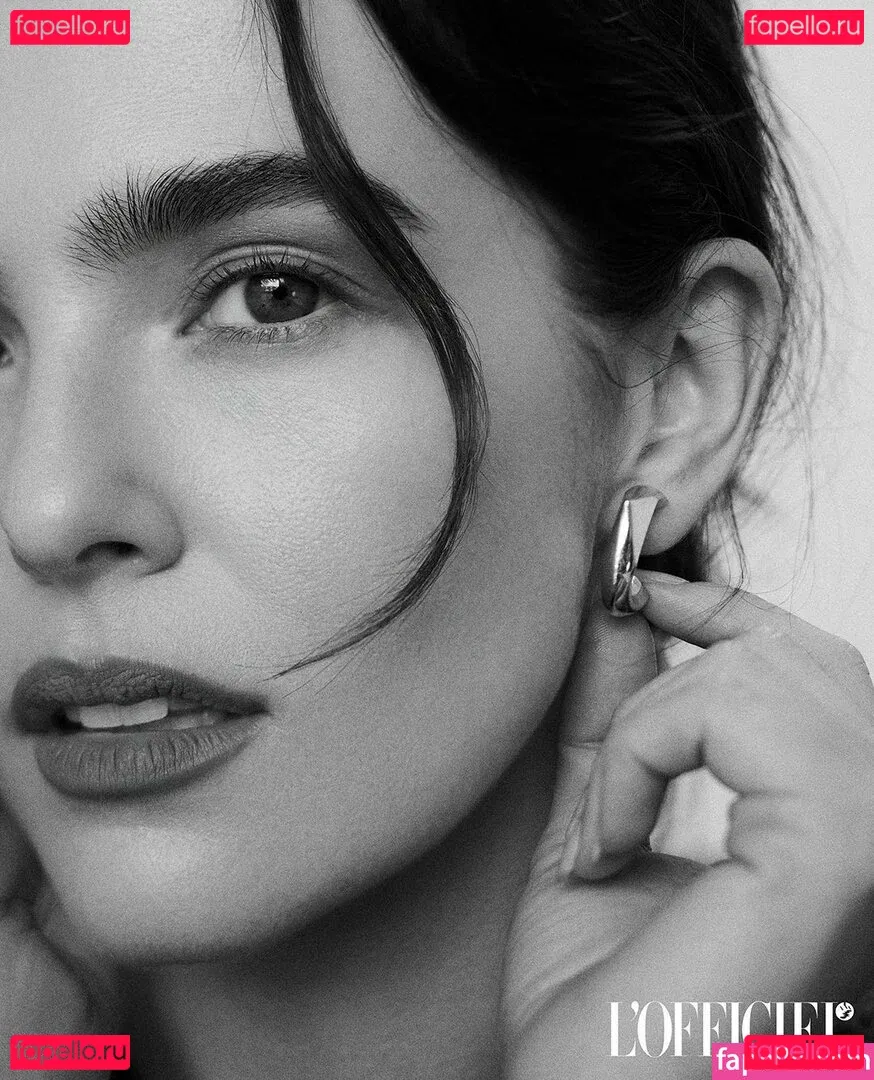 Zoey Deutch Onlyfans Photo Gallery 