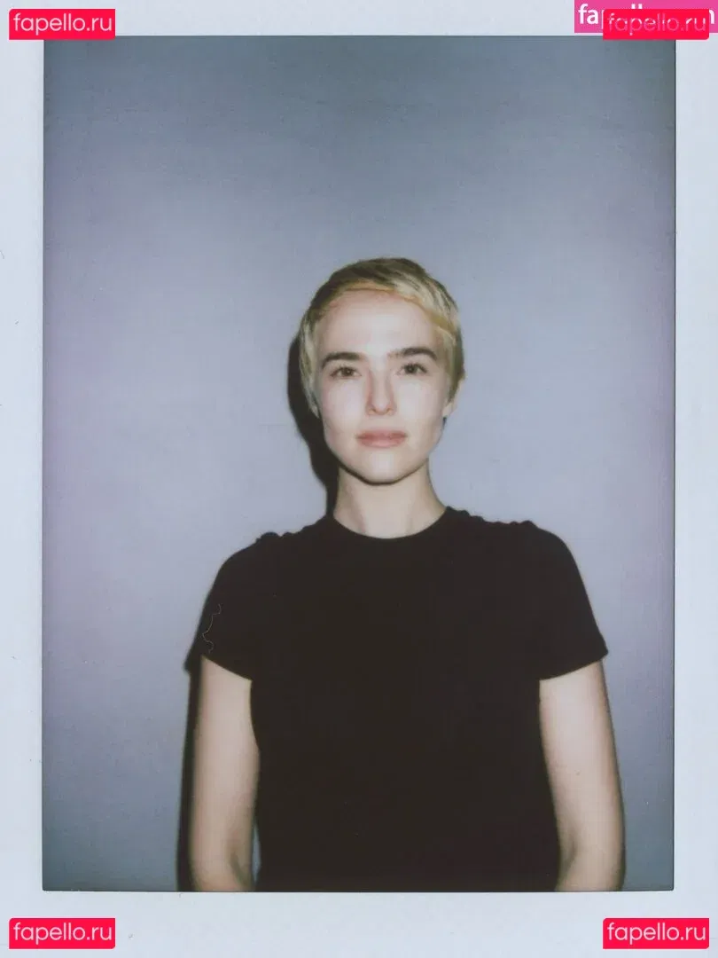 Zoey Deutch Onlyfans Photo Gallery 