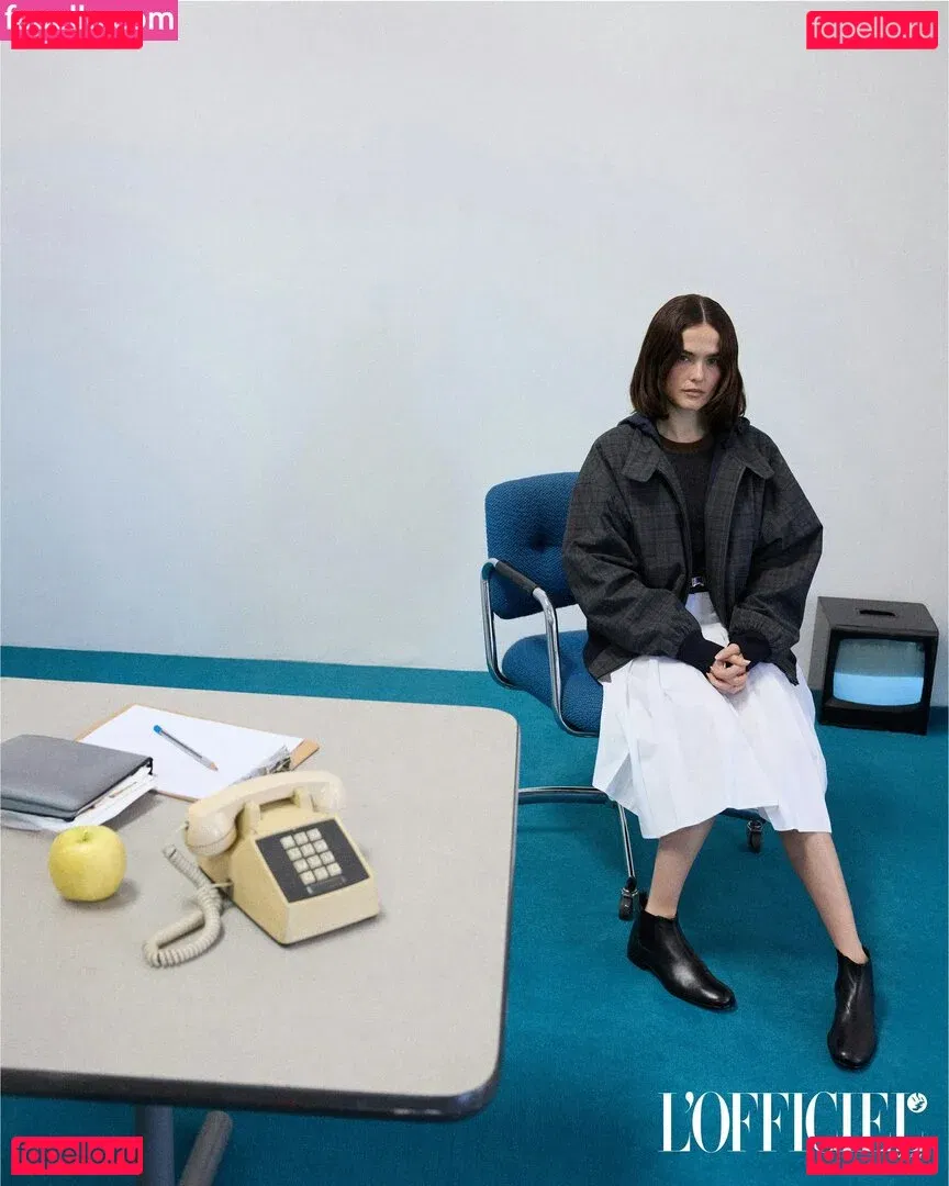 Zoey Deutch Onlyfans Photo Gallery 