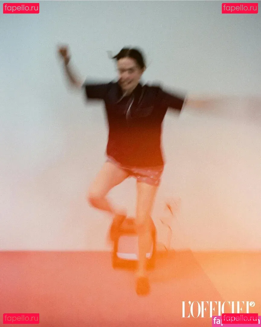 Zoey Deutch Onlyfans Photo Gallery 