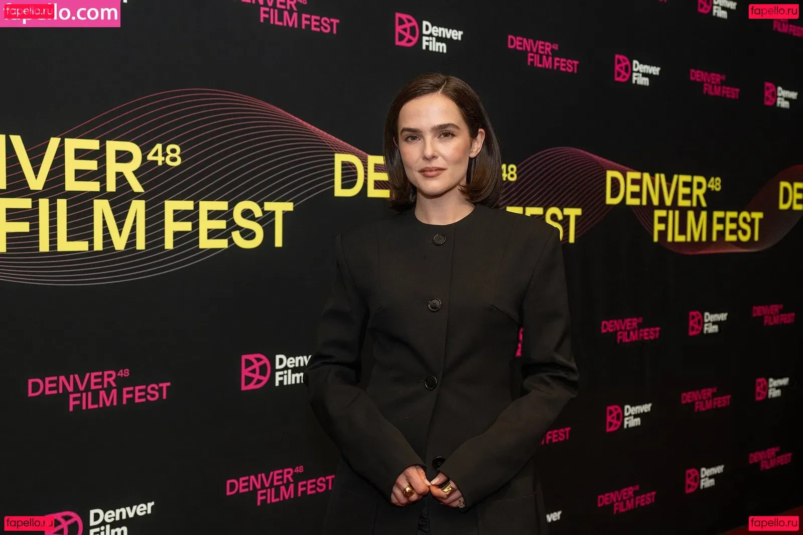 Zoey Deutch Onlyfans Photo Gallery 