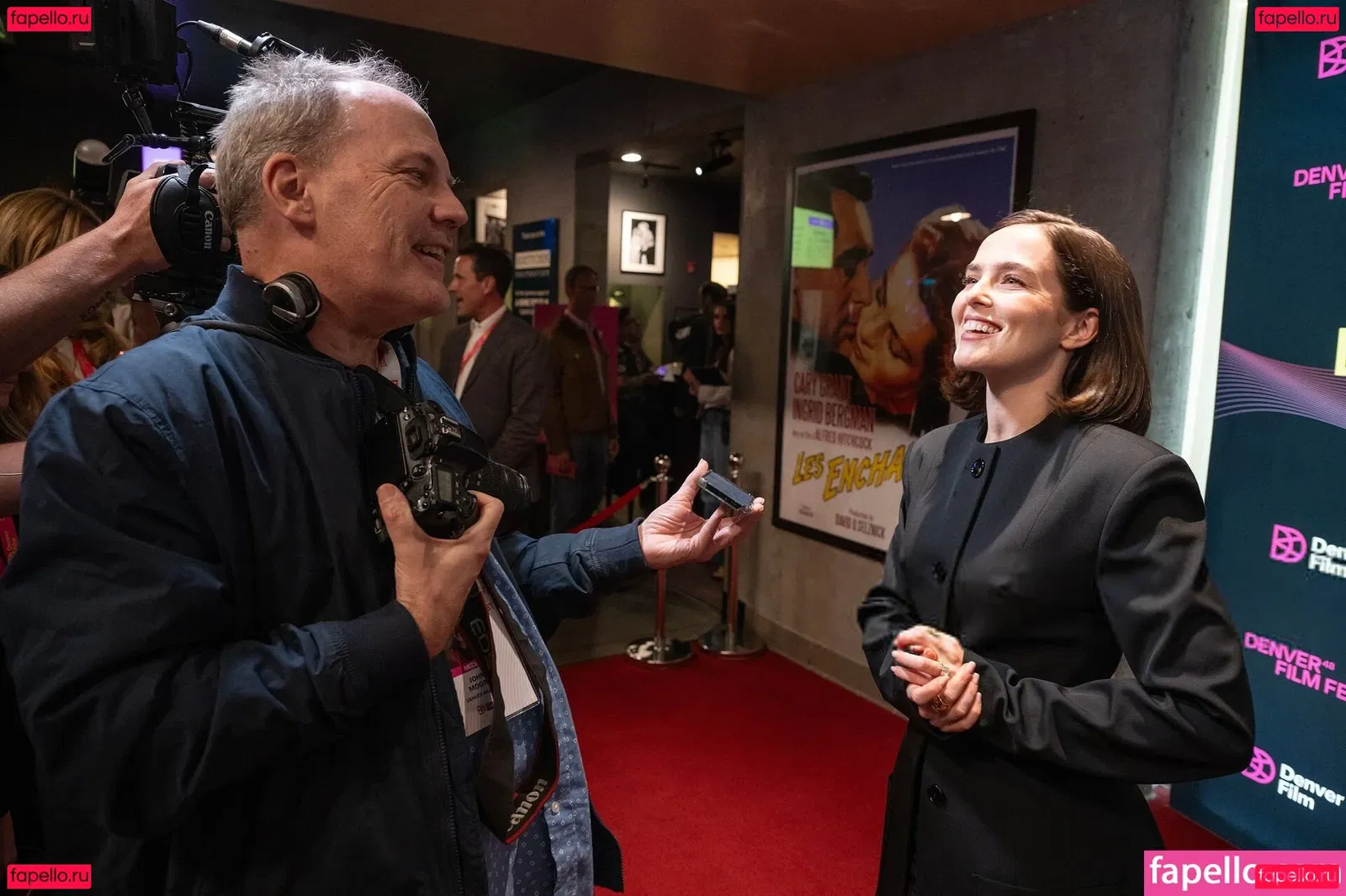 Zoey Deutch Onlyfans Photo Gallery 