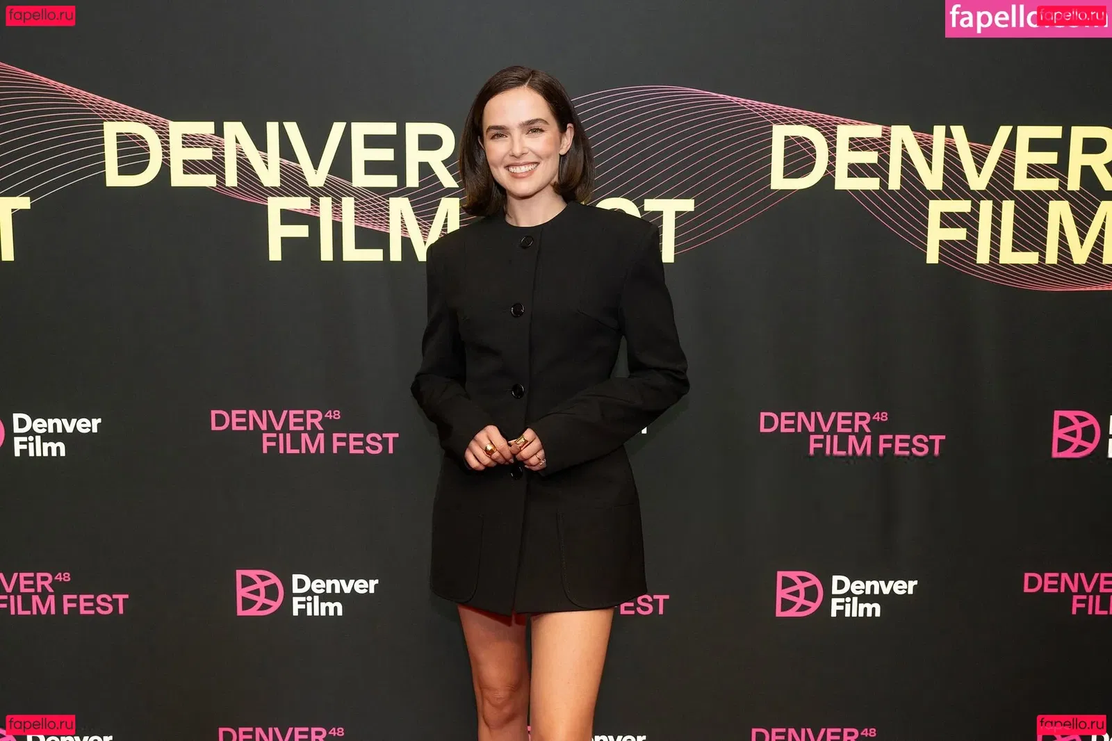 Zoey Deutch Onlyfans Photo Gallery 