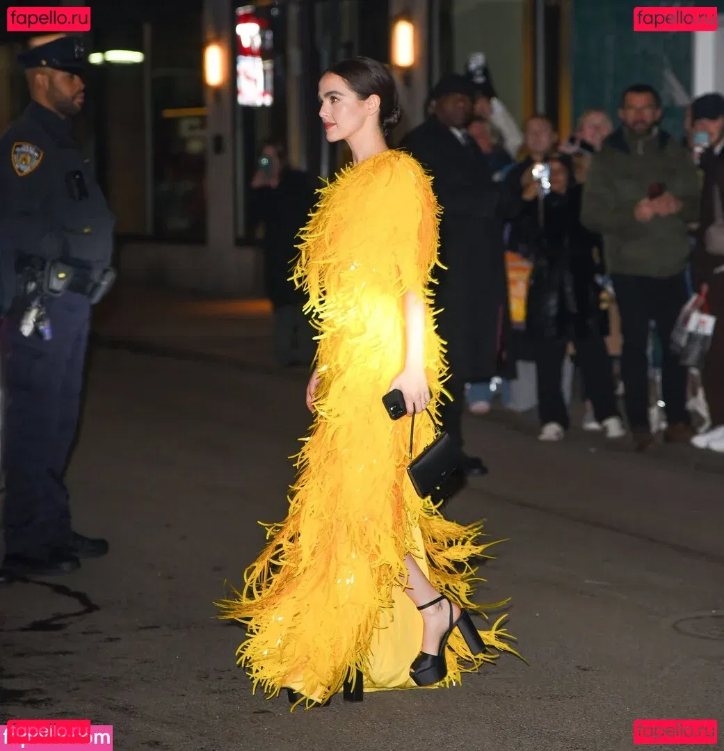 Zoey Deutch Onlyfans Photo Gallery 