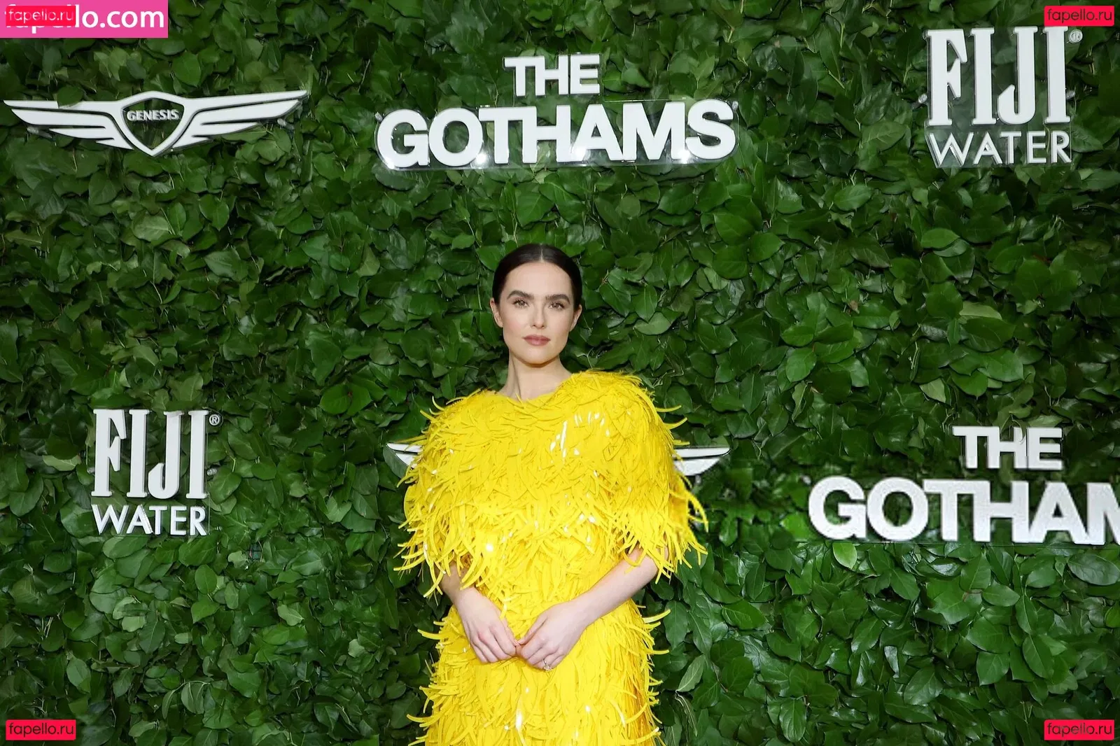 Zoey Deutch Onlyfans Photo Gallery 