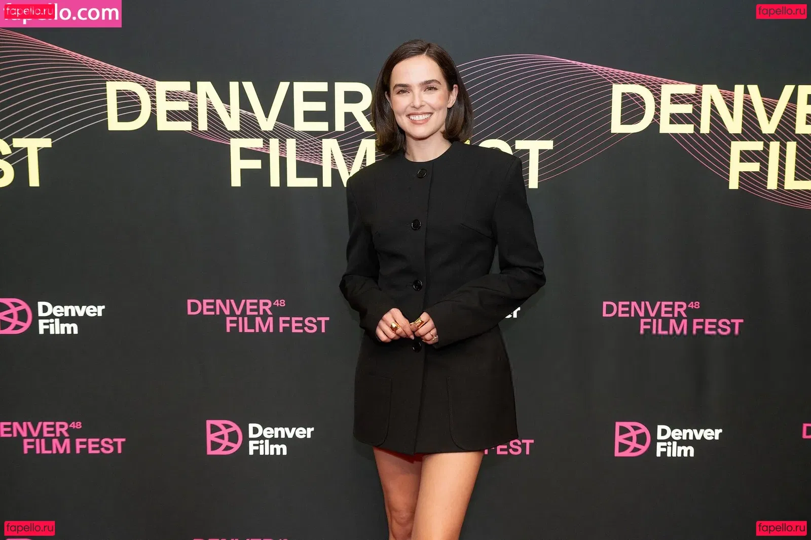 Zoey Deutch Onlyfans Photo Gallery 