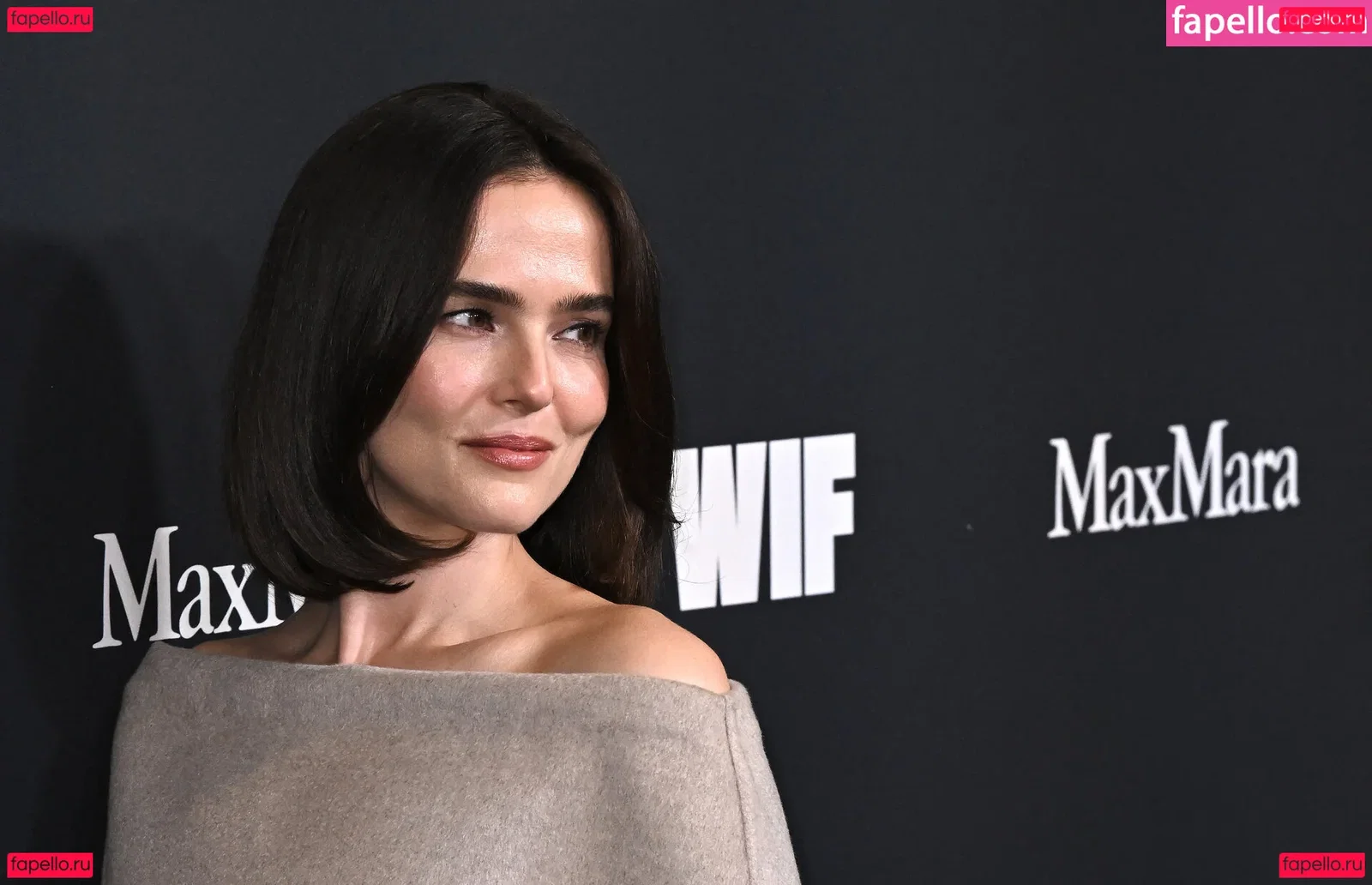 Zoey Deutch Onlyfans Photo Gallery 