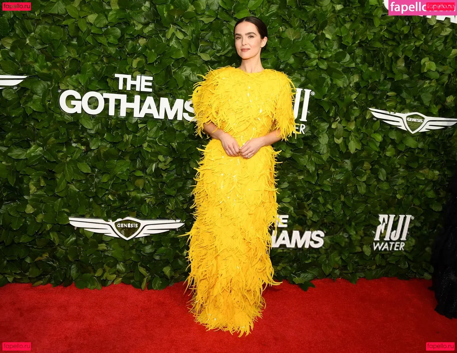 Zoey Deutch Onlyfans Photo Gallery 