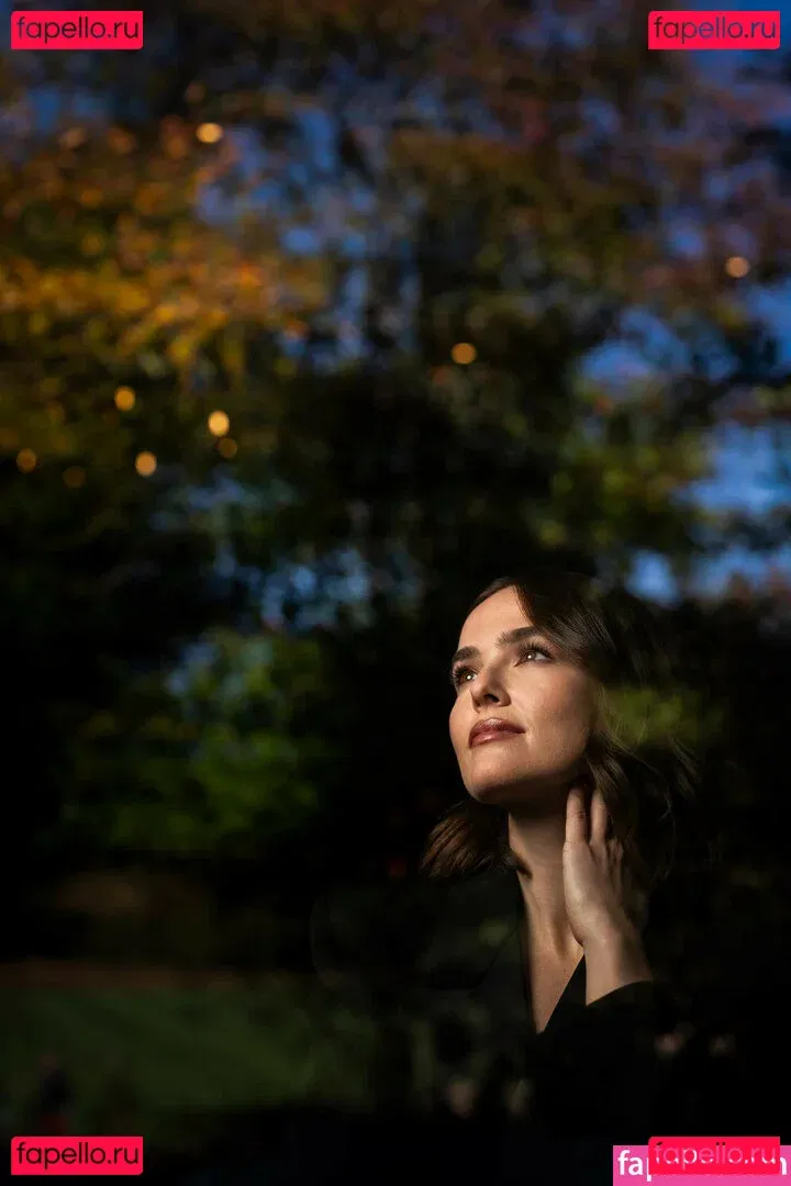 Zoey Deutch Onlyfans Photo Gallery 