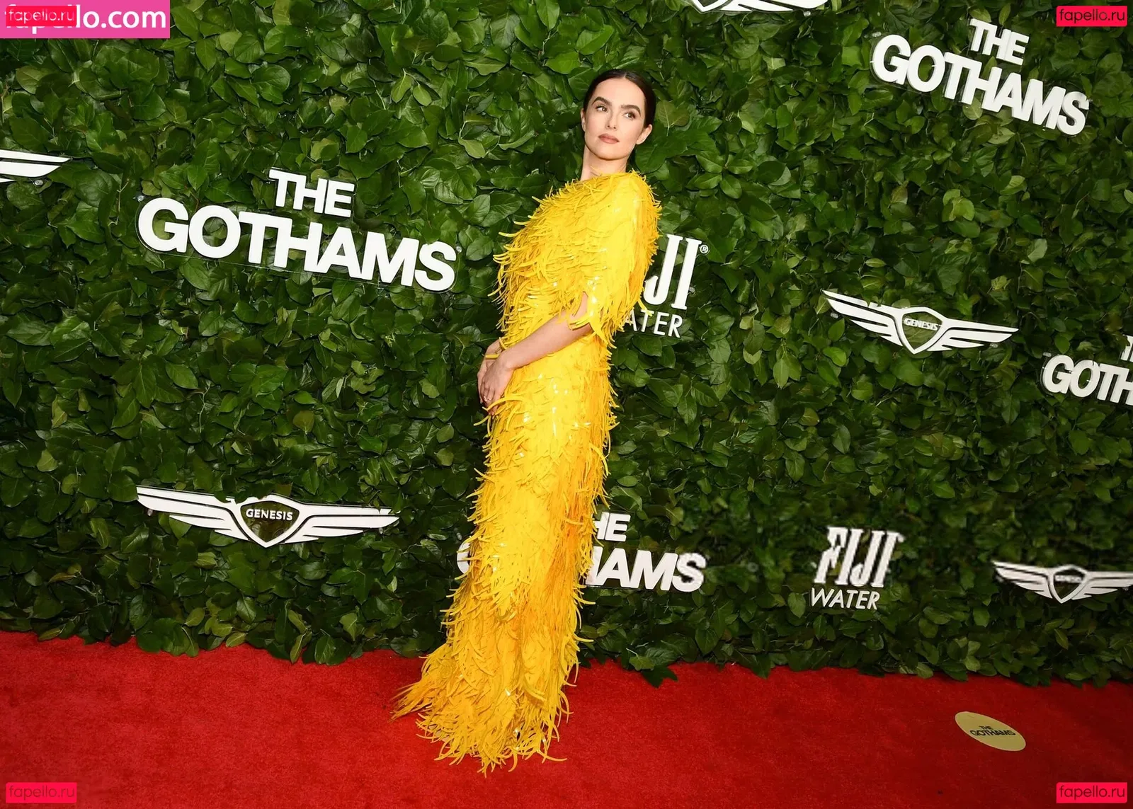 Zoey Deutch Onlyfans Photo Gallery 