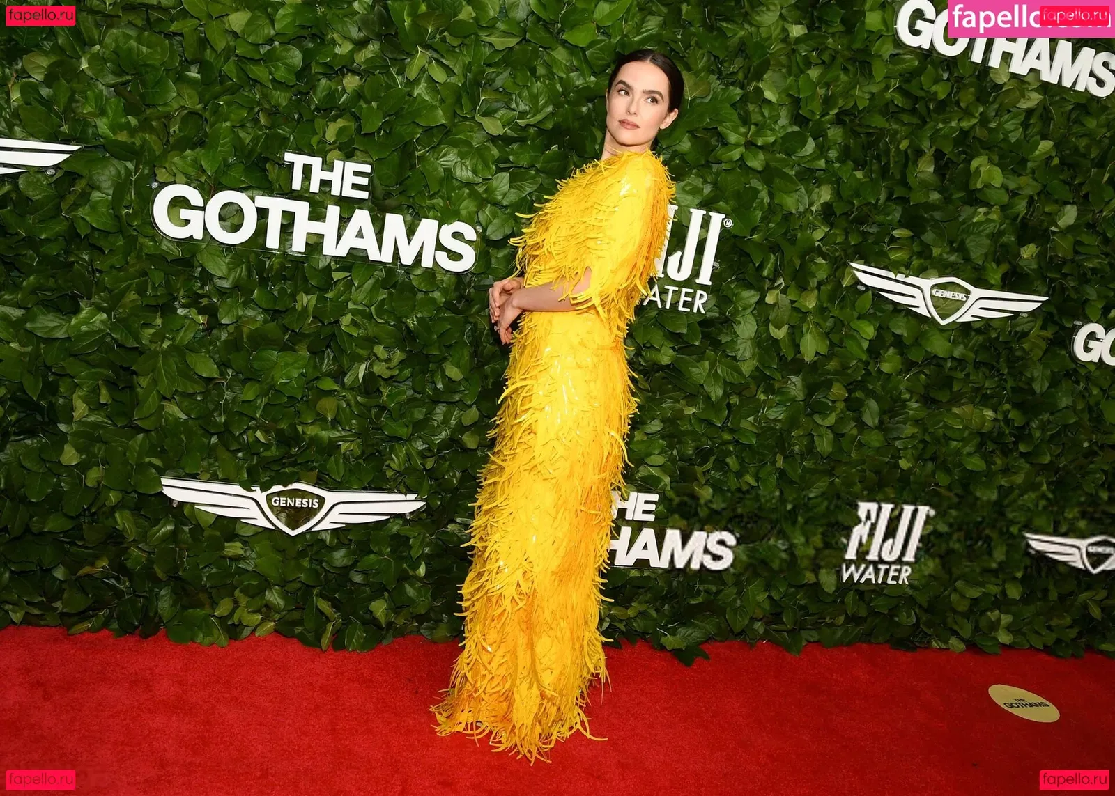 Zoey Deutch Onlyfans Photo Gallery 