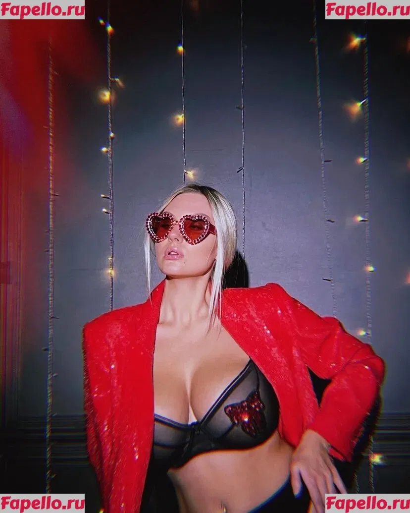 Lady Gorbunova Onlyfans Photo Gallery 