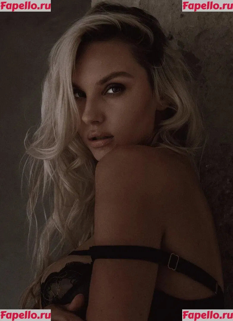 Lady Gorbunova Onlyfans Photo Gallery 