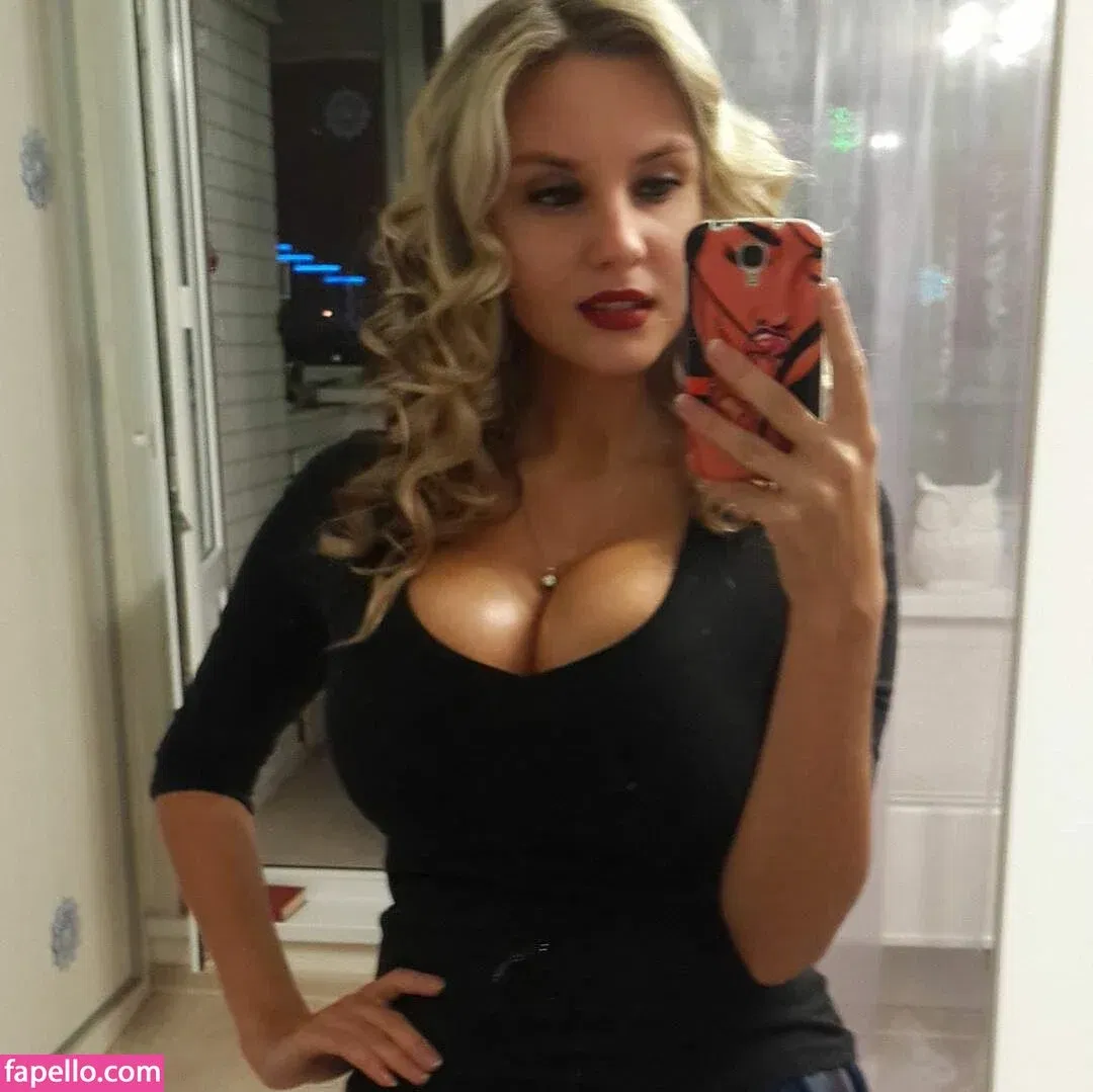 Lady Gorbunova Onlyfans Photo Gallery 