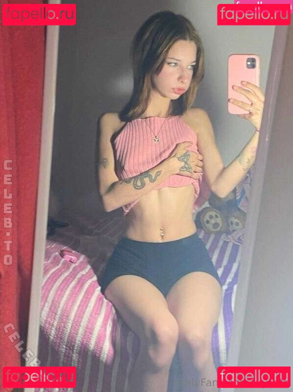 Lilytr0n Nude Onlyfans Photo 8