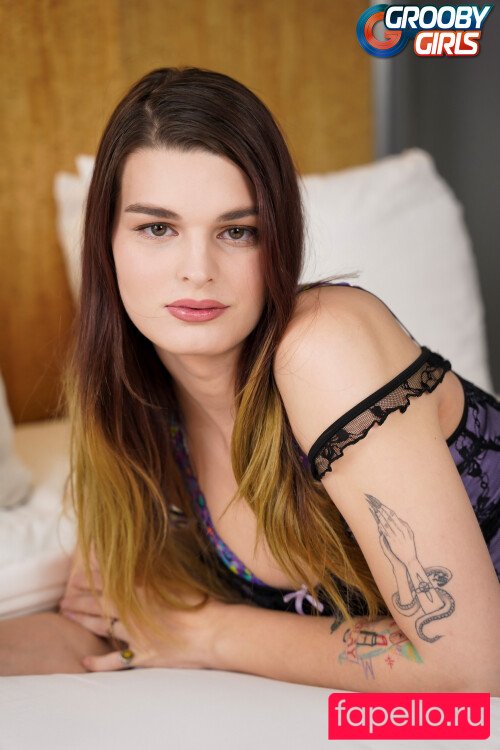 Belle Brooks Onlyfans Photo Gallery 