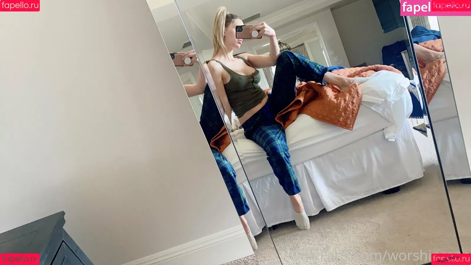 worshiprene Onlyfans Photo Gallery 