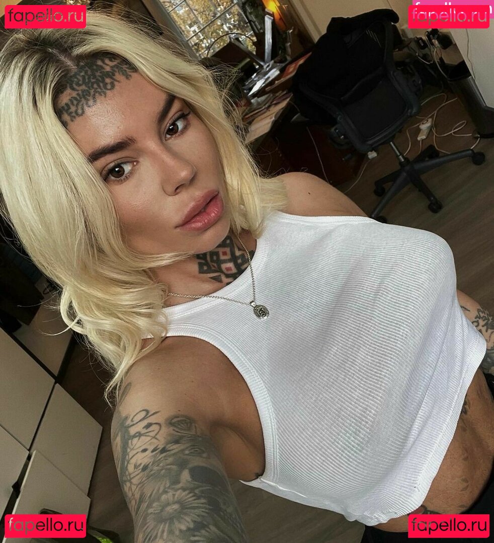 Ellis Cooper Nude Onlyfans Photo 10