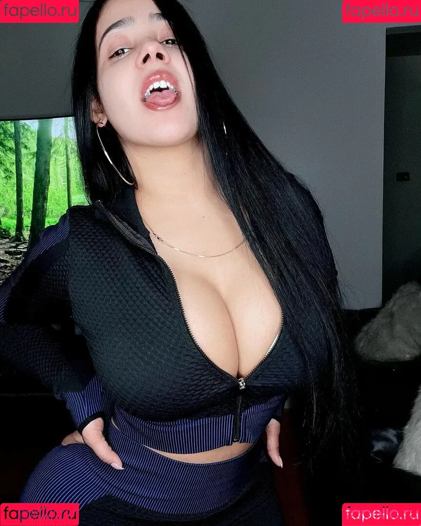 Grey Vlyt Onlyfans Photo Gallery 