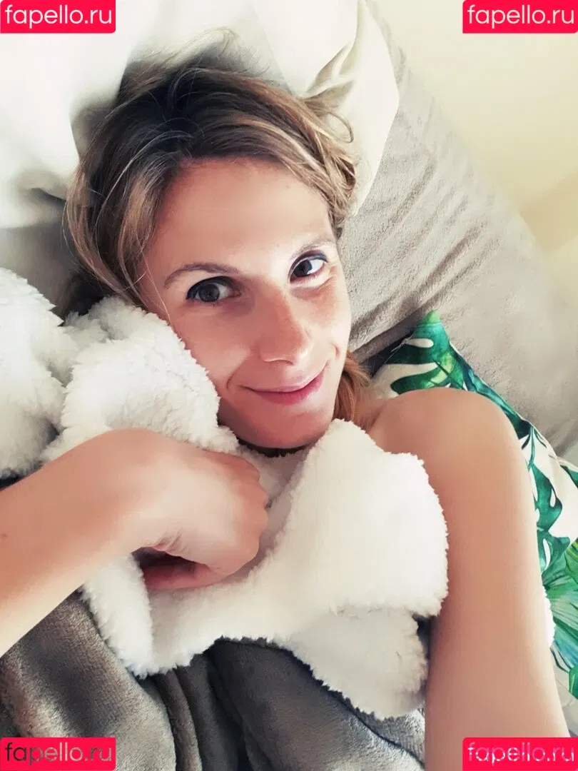 ellyedelweiss Onlyfans Photo Gallery 