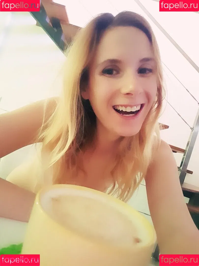 ellyedelweiss Onlyfans Photo Gallery 