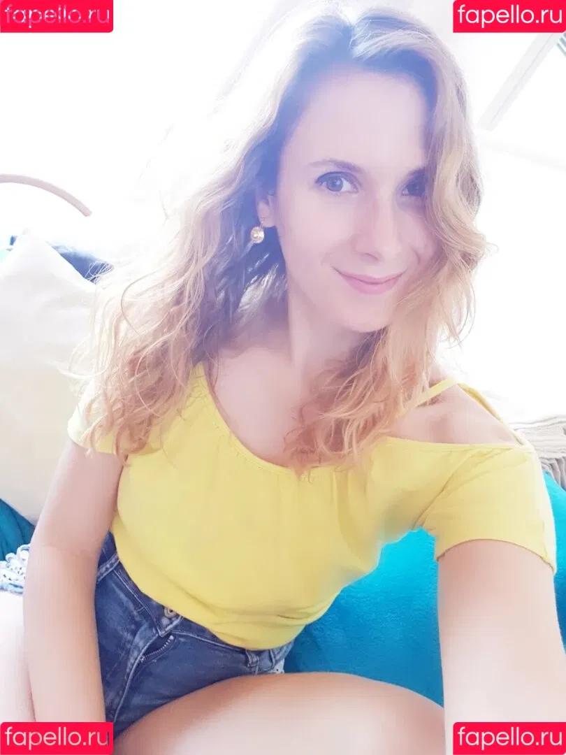 ellyedelweiss Onlyfans Photo Gallery 