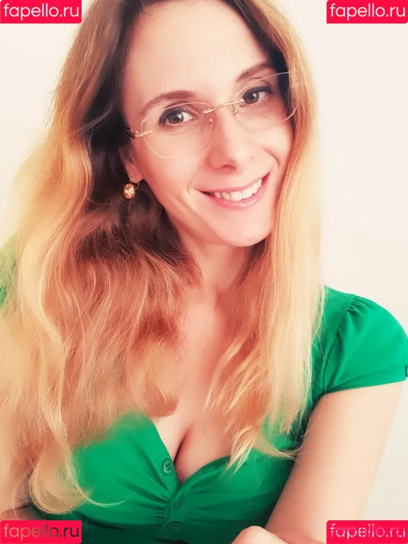 ellyedelweiss Onlyfans Photo Gallery 