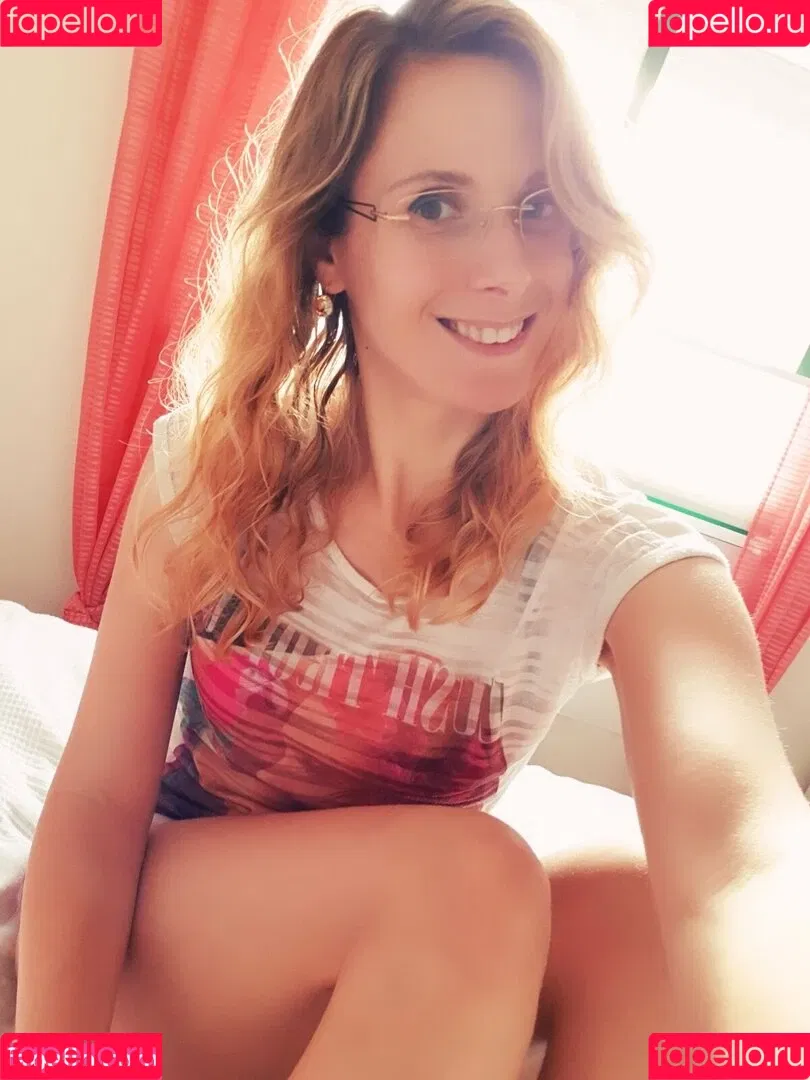 ellyedelweiss Onlyfans Photo Gallery 