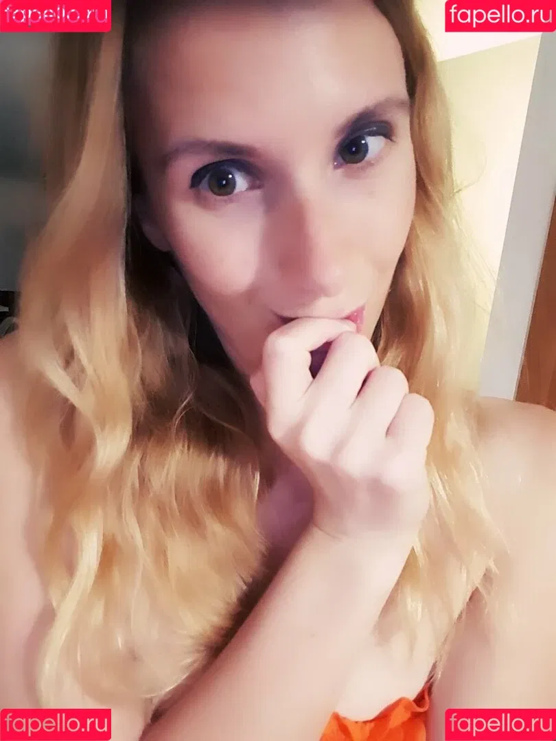 ellyedelweiss Onlyfans Photo Gallery 