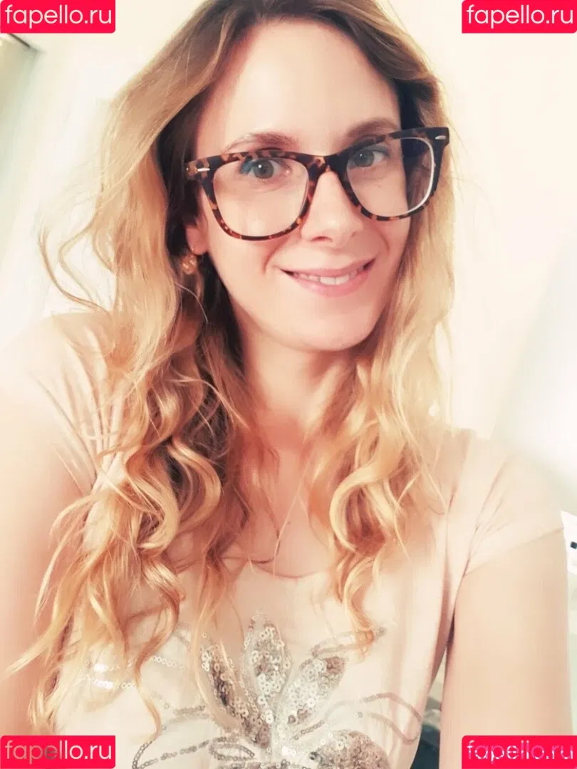 ellyedelweiss Onlyfans Photo Gallery 