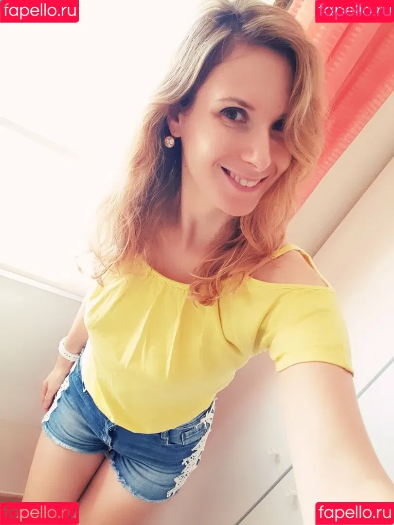 ellyedelweiss Onlyfans Photo Gallery 