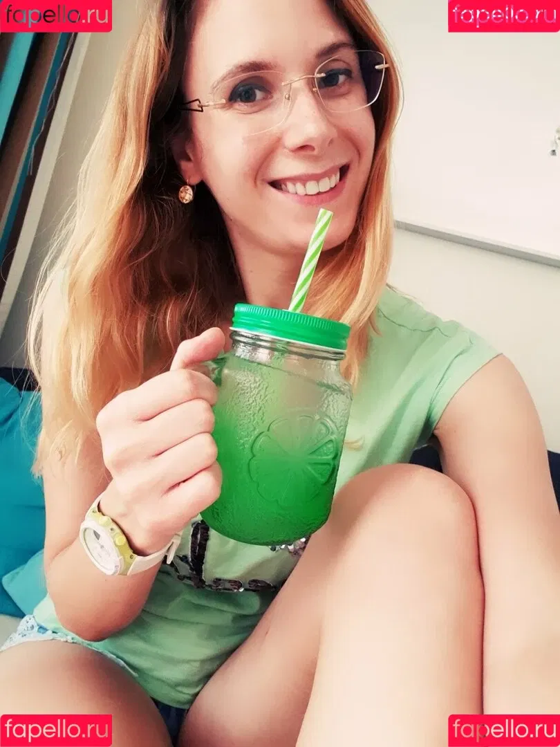 ellyedelweiss Onlyfans Photo Gallery 