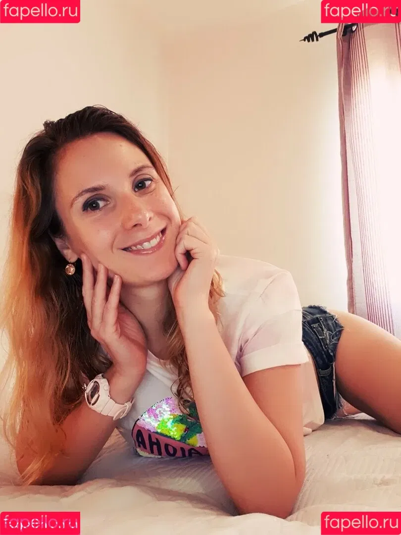 ellyedelweiss Onlyfans Photo Gallery 