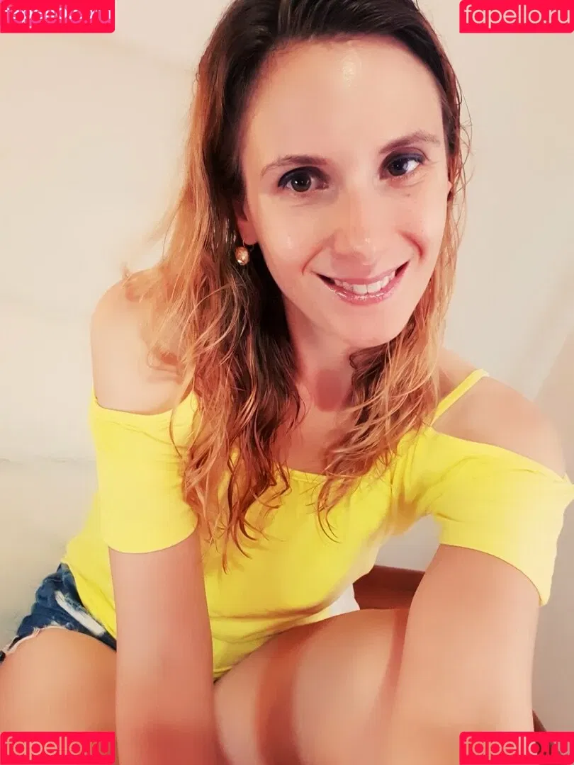 ellyedelweiss Onlyfans Photo Gallery 