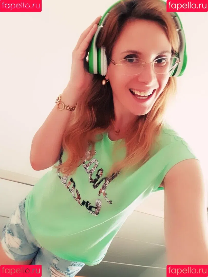 ellyedelweiss Onlyfans Photo Gallery 